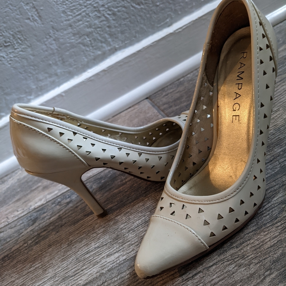 Rampage Nude Kitten Heels